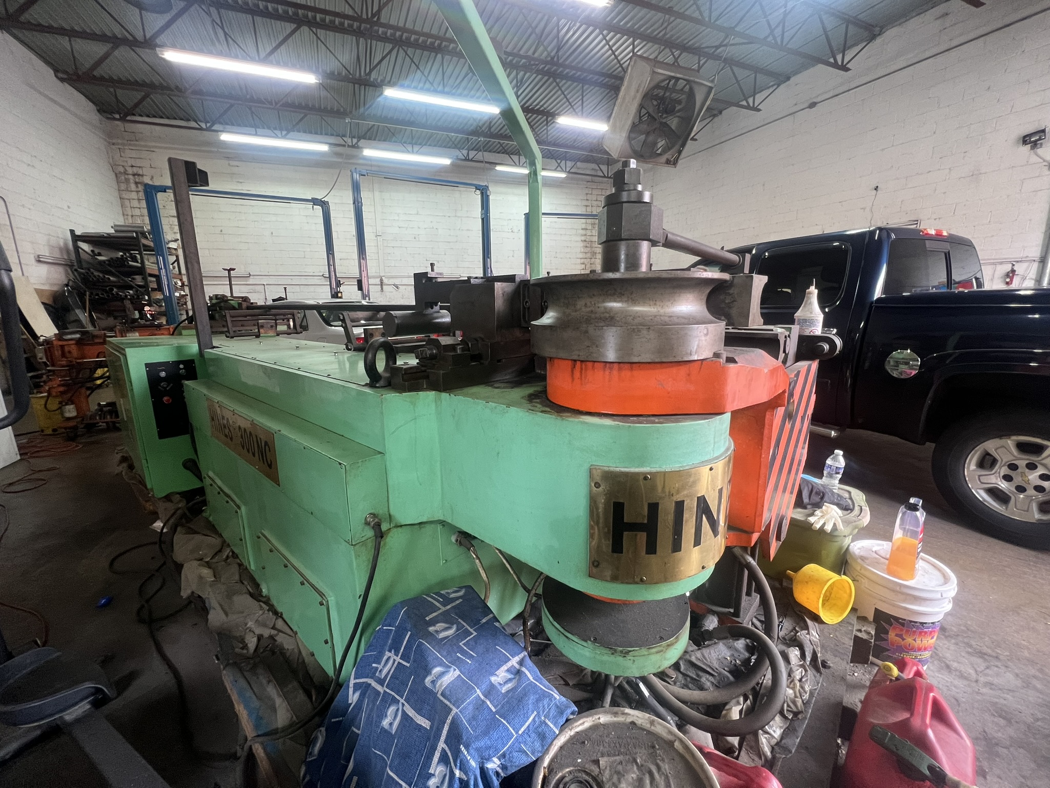 Used 300NC Semi-Automatic Machine & Tooling - Image 3