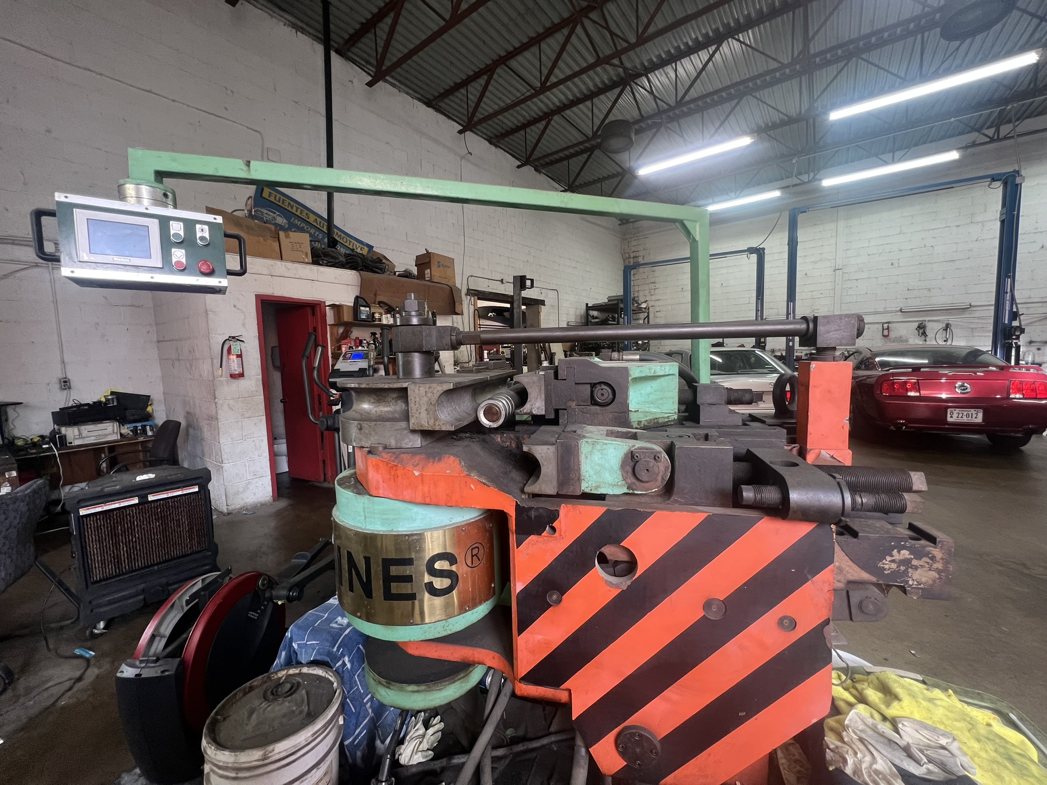 Used 300NC Semi-Automatic Machine & Tooling - Image 4